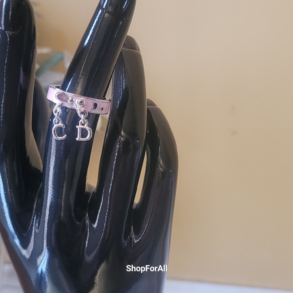 Dior - Picture 11 of 11